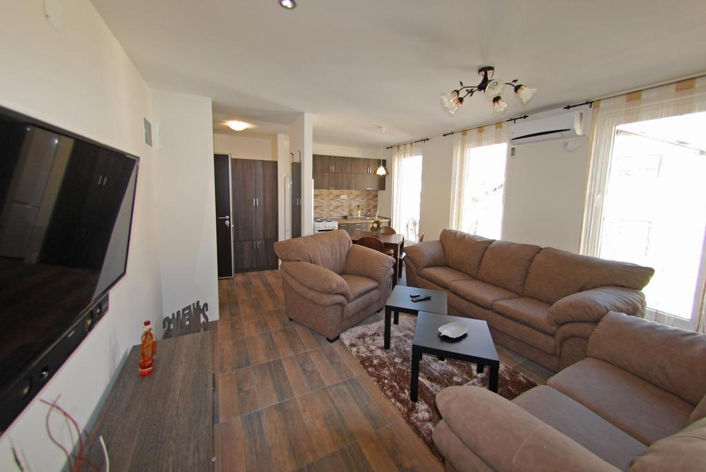 Franstal Apartments Belgrad Oda fotoğraf